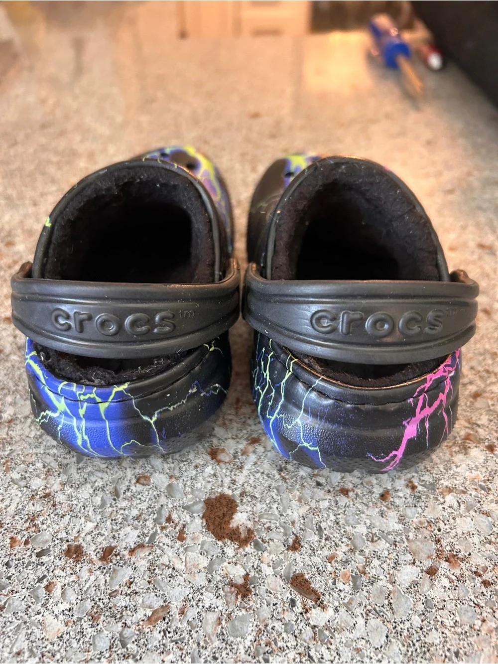 CROCS Kids Black Lightning Print Fuzzy Lined Clogs